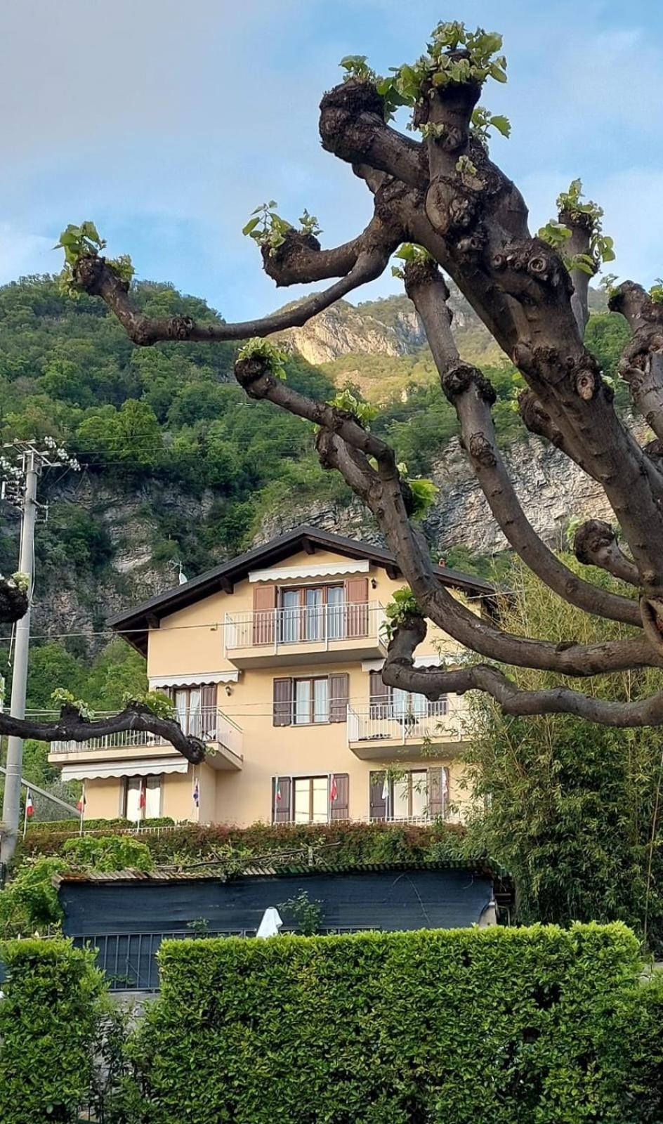 B&B-Foresteria Casa Della Musica Lake Como Mandello del Lario Extérieur photo