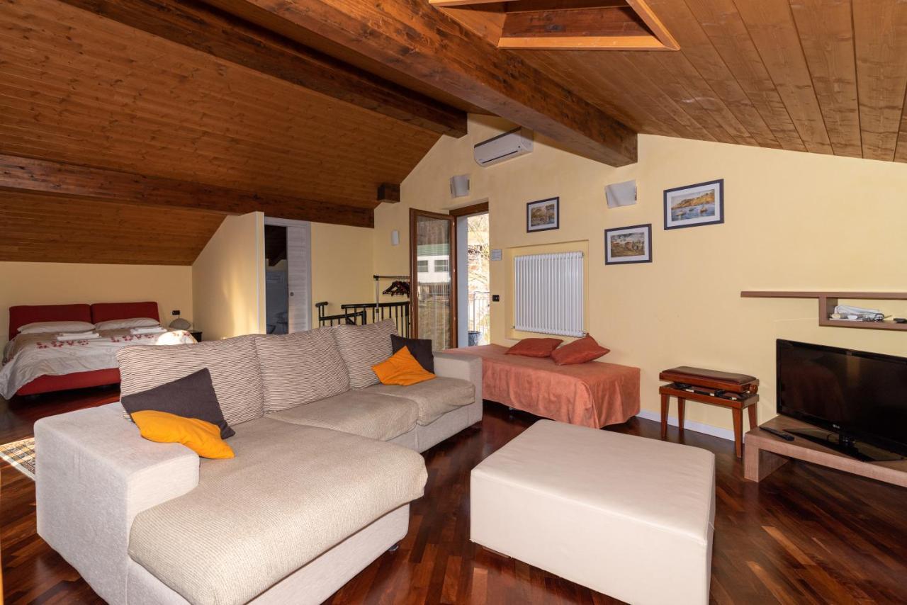 B&B-Foresteria Casa Della Musica Lake Como Mandello del Lario Extérieur photo